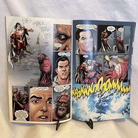 Justice League Vol 2 #0 SHAZAM! 2012 Gary Frank Cover Geoff Johns Writer - Picture 5 of 11